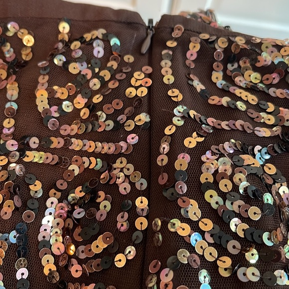 Brown sequined circle skirt. - Picture 4 of 4